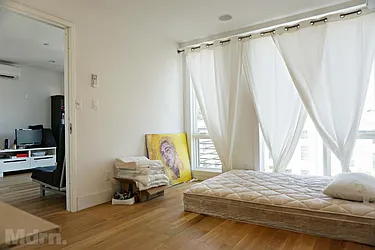 Rented by Mdrn Residential