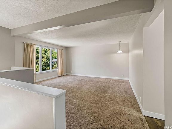 3rd image of 7321 Bowman AVENUE