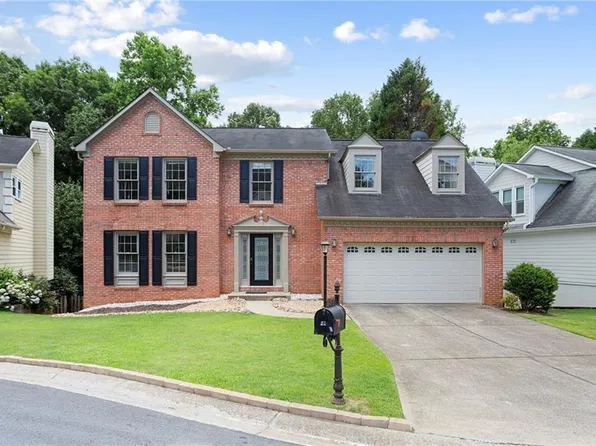 50 Parkside Cir, Marietta, GA 30068