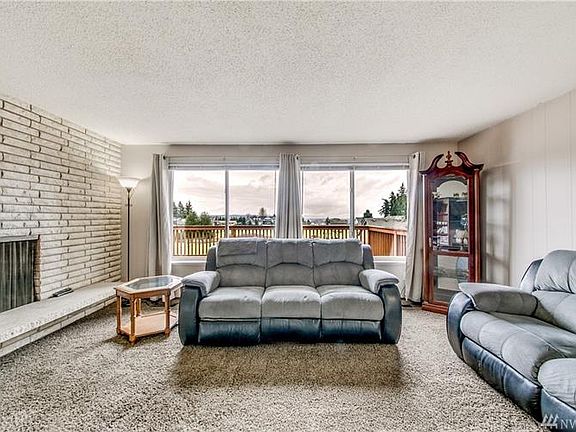 4th image of 5515 47th Ave E