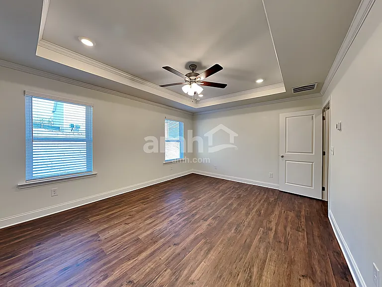 532 Summit View Ln — Photo 11
