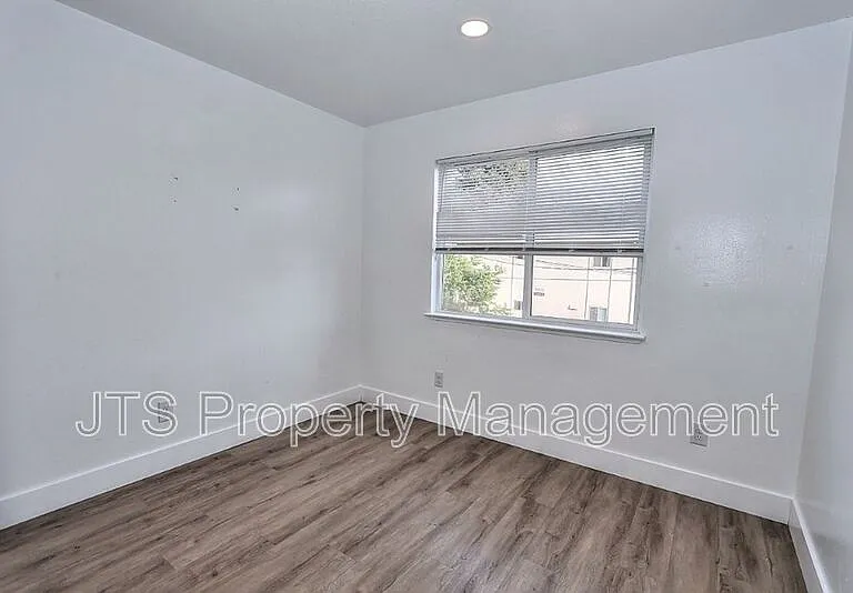10524 Croetto Way #3 — Photo 50
