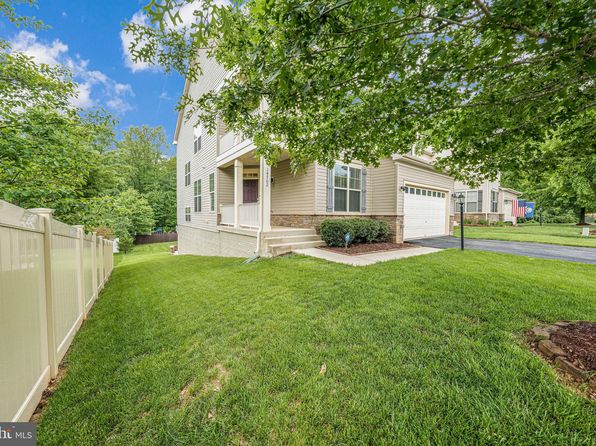 14762 Bell Tower Rd, Woodbridge, VA 22193