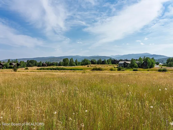 41 Winger Cir, Victor, ID 83455