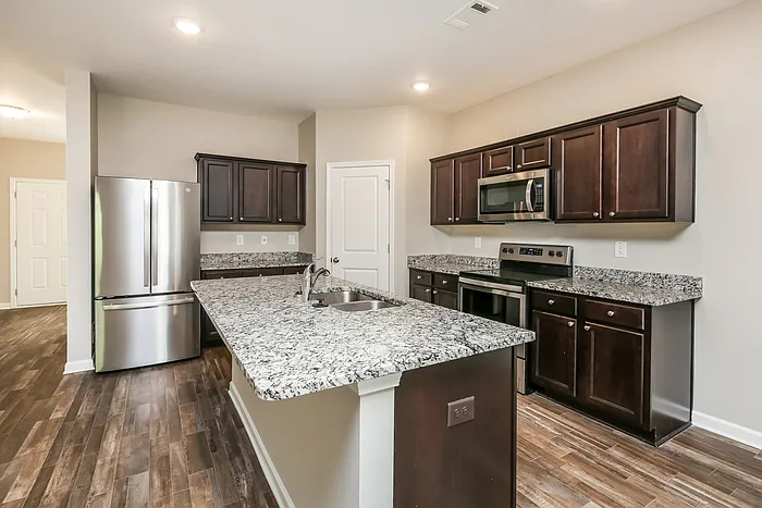 307 Alexander Ln — Photo 7