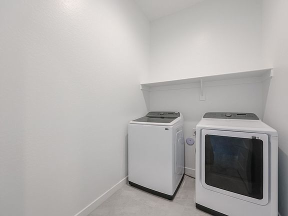 3rd image of 31674 N 123rd Ave
