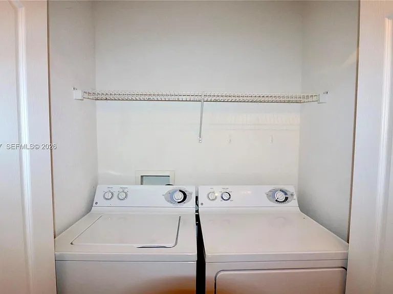 6001 SW 70th St #117 — Photo 9
