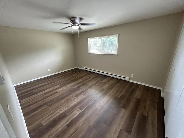 230 S Division St #14 — Photo 8