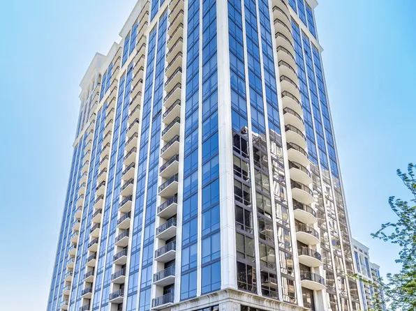233 E 13th St APT 2108, Chicago, IL 60605