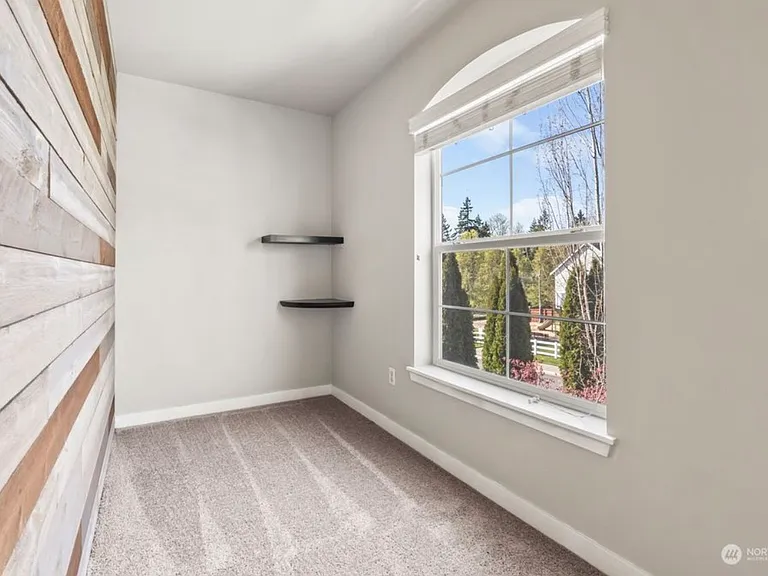 8418 153rd St E — Photo 16
