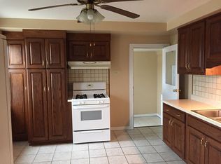 4922 W Washington Center Rd, Fort Wayne, IN 46818