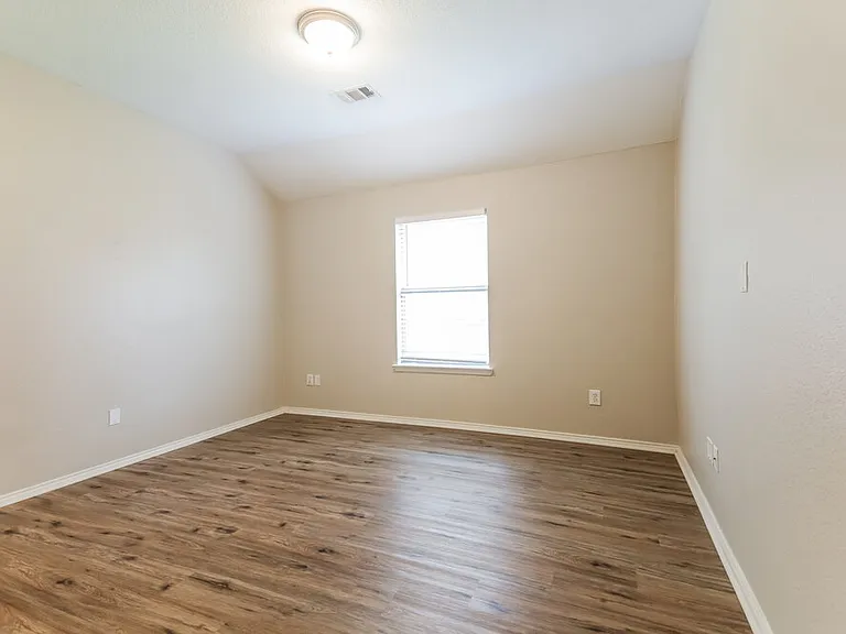 129 Arbordale Way — Photo 15