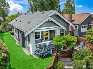 5811 1st Ave NE, Seattle, WA 98105