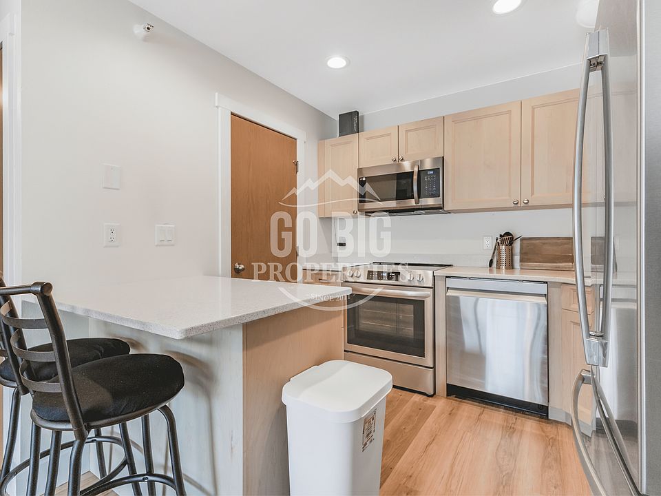 1st image of 13 Moose Ridge Rd #21