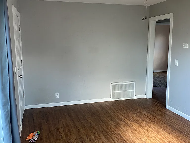 1731 W 50 N — Photo 3