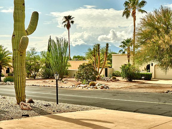3rd image of 600 W Vista Hermosa Dr