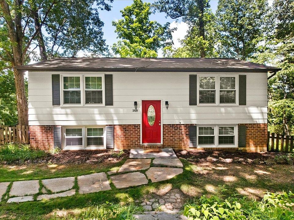 1st image of 1818 Gardenspring Dr