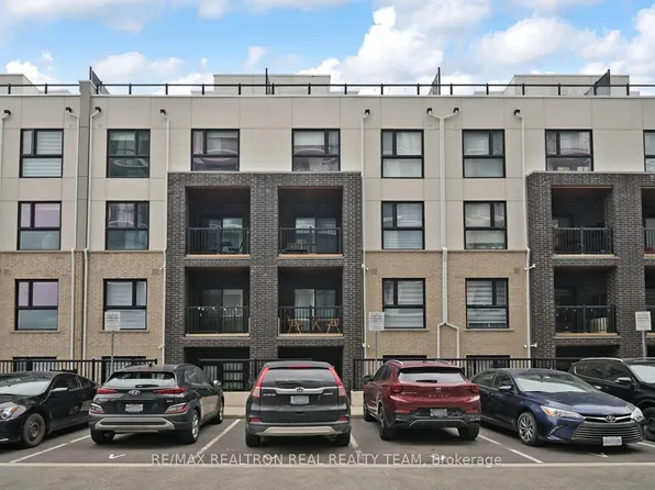 349 Wheat Boom Dr #110, Oakville, ON L6H 7X5