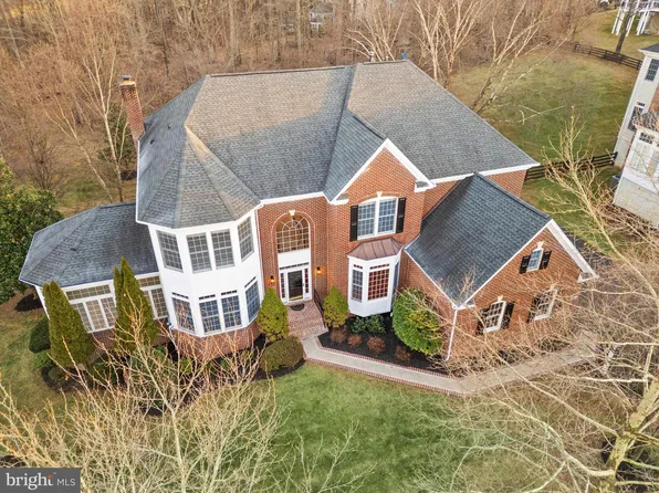 24126 Lenah Woods Pl, Aldie, VA 20105