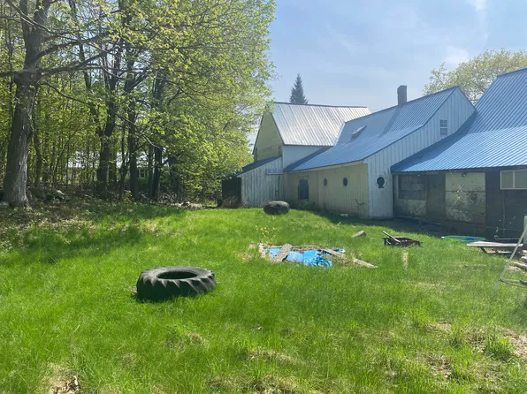 2509 Auburn Road, Turner, ME 04282