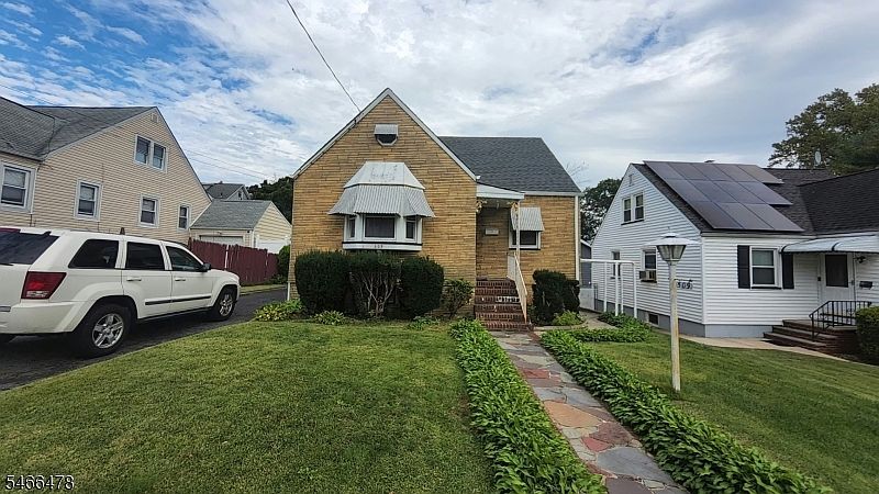 1st image of 509 Thompson Ave