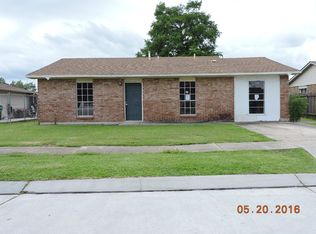 328 Timberwood Dr, Gretna, LA 70056