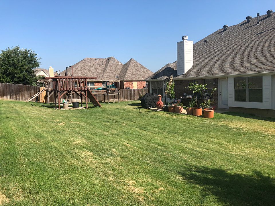 Huge pool sized back yard