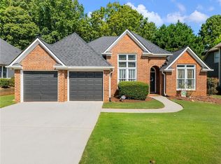 894 Fairview Club Cir, Dacula, GA 30019