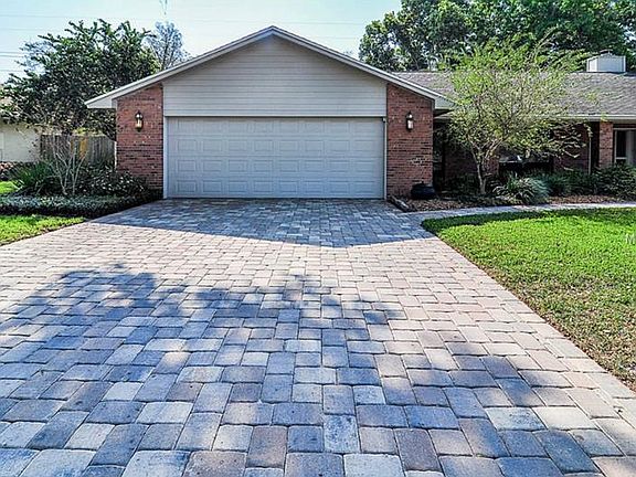 2nd image of 374 Forest Park Cir