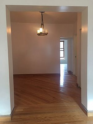 4th image of 697 Sackett St #2