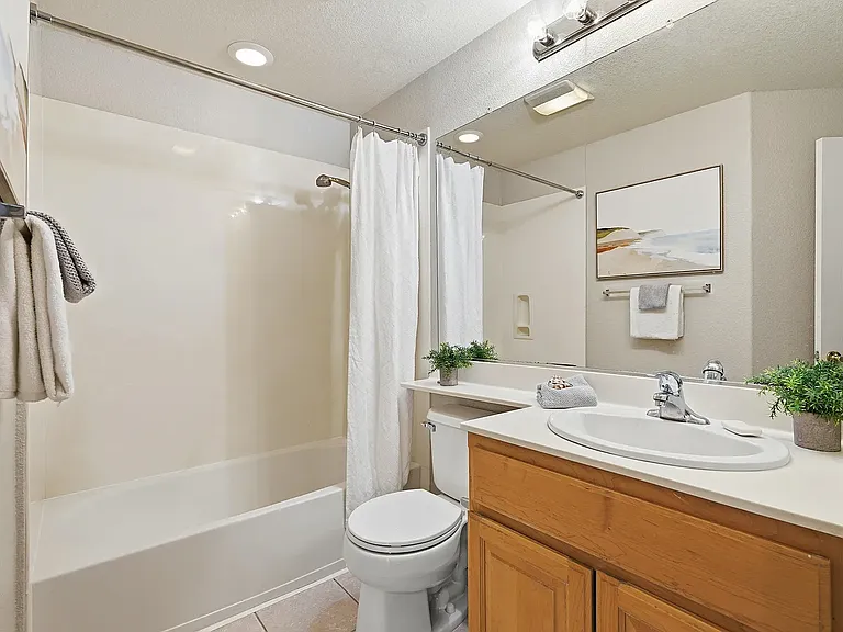 599 Marble Arch Ave — Photo 26