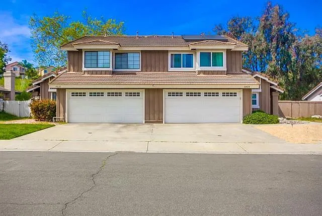 3 bed, 2.5 bath, 1622 sqft, $1,500 — Photo 1