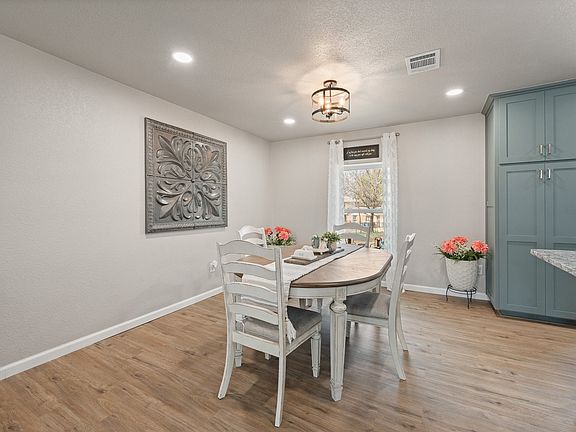 5th image of 2808 Sky Harbour Dr