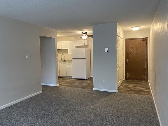 2nd image of 814 11th Ave S APT E-103