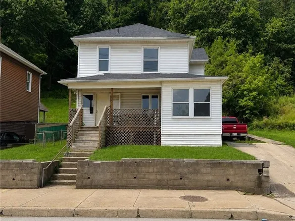 433 Cove Rd, Weirton, WV 26062