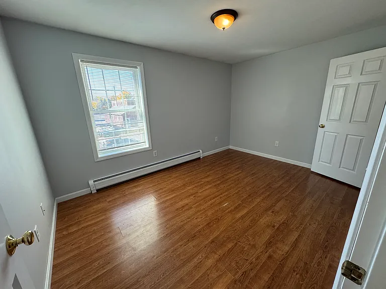 72 Lee St #B — Photo 5