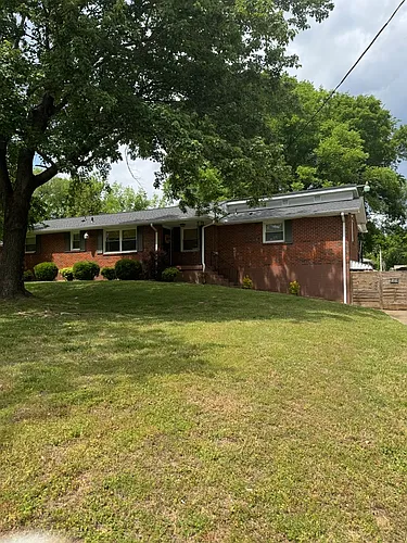 568 Whispering Hills Dr Photo 1