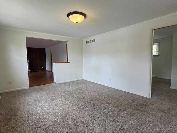 4th image of 314 Milwaukee St Unit 1