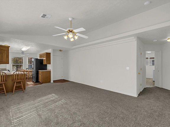 4th image of 504 E Telegraph St Unit 36