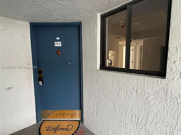 8305 SW 152nd Ave #Penthouse 1 — Photo 12