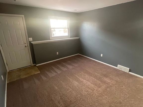 3rd image of 9018-9020 N Joyce Ave #9018