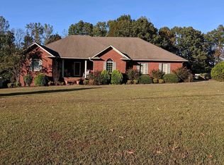 366 Darnall Ln, Huntingdon, TN 38344