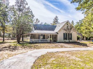 1422 Sand Country Rd, Jefferson, TX 75657