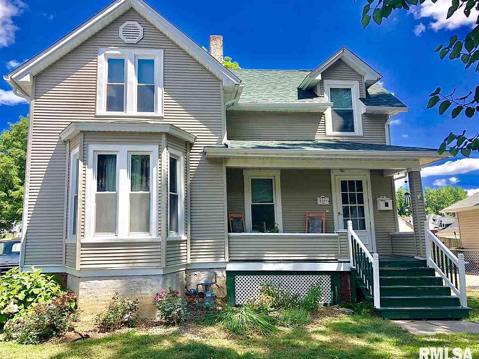 1st image of 213 Fulton St