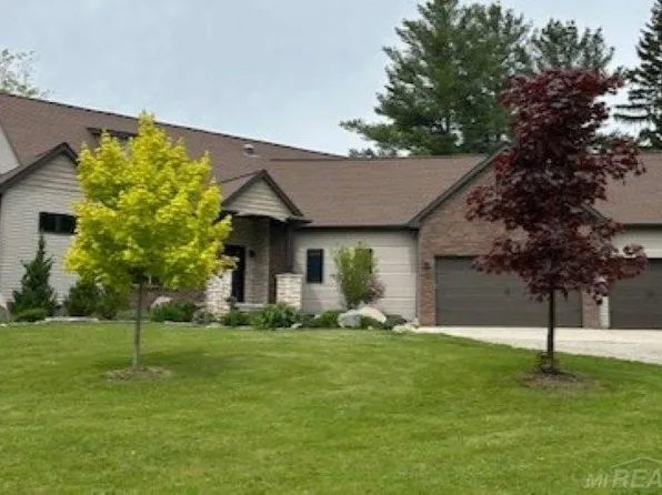 4778 Bishop Rd, Dryden, MI 48428