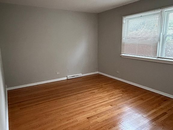 4th image of 166 Doris Ln