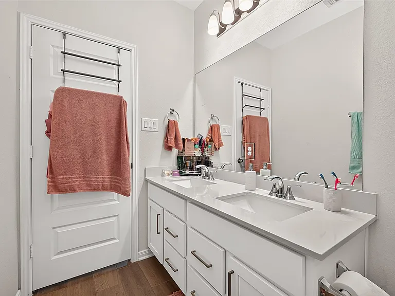 22811 Wolfshire Way — Photo 26