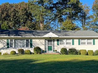 19 Starlight Dr, Norwalk, CT 06851