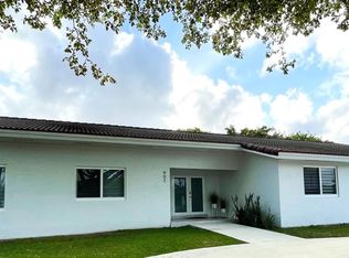 902 SW 102nd Pl, Miami, FL 33174