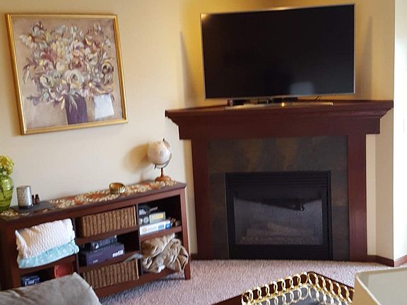 3rd image of 1807 Goose Lake Cir